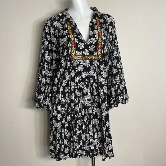 Uncle Frank | Dresses | Uncle Frank Dress Size Medium Embroidered Black  Floral Bell Sleeve Rayon Vneck | Poshmark